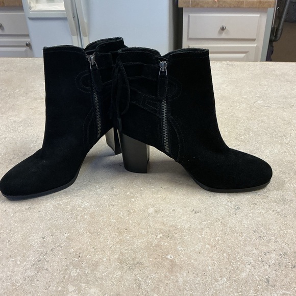 Vionic black suede ankle zip booties tie SZ 9.5 - Picture 3 of 9